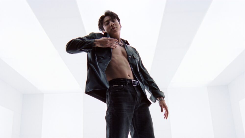 JUNG KOOK - Coffee & TV